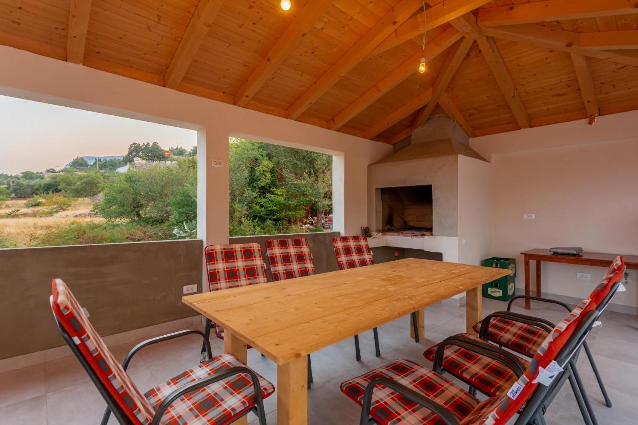Villa Secluded House - Guaranteed Privacy - Heated Pool à Klis Extérieur photo